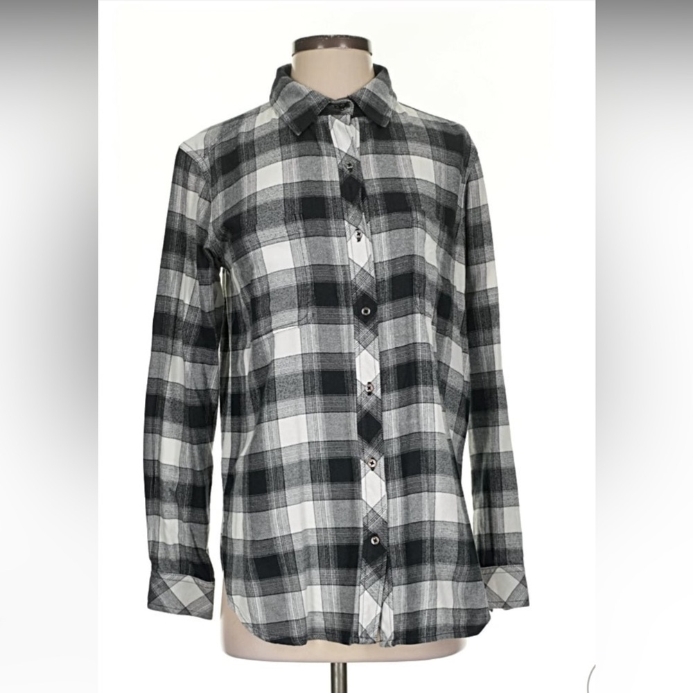 Athleta Black and White Plaid Button Down Shirt
